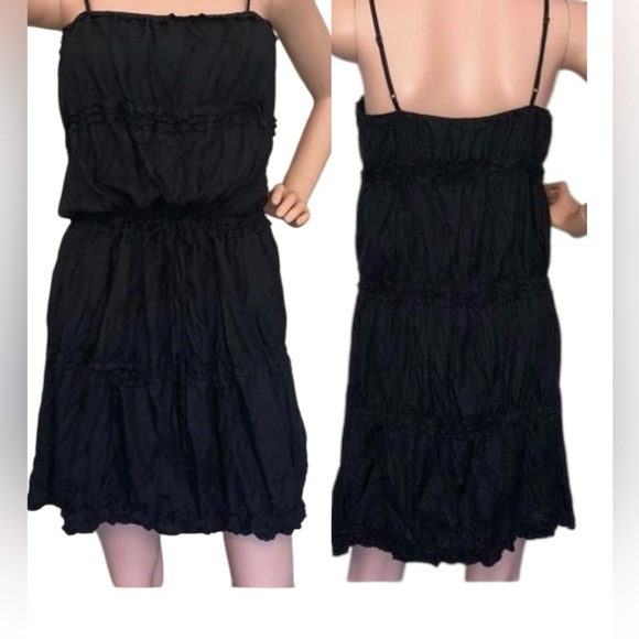 Theory Mini Ruffle Silk
Cami Dress size 4 Black MN
Used - Picture 1 of 8